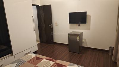 1 RK Independent Builder Floor