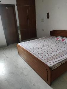 Bedroom Image of 1800 Sq.ft 2 BHK Independent House for rent in Sector 31 Noida for Rs. 26000