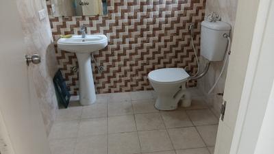 Image of 1165 Sq.ft 2 BHK Apartment / Flat for rent in Gaur City 7th Avenue, Noida Extension, Greater Noida for Rs. 24000