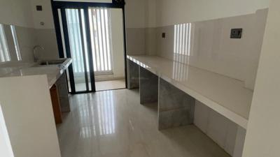 Kitchen Image of 900 Sq.ft 2 BHK Apartment / Flat for sale in Parel Mumbai for Rs. 33000000