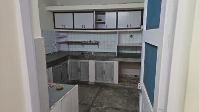 Kitchen Image of 2100 Sq.ft 3 BHK Apartment / Flat for sale in Swaraj Homes Pocket C RWA Sarita Vihar, Sarita Vihar New Delhi for Rs. 30500000