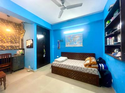 Bedroom Image of 900 Sq.ft 3 BHK Builder Floor for sale in Shastri Nagar New Delhi for Rs. 17000000