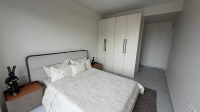 Bedroom Image of 1600 Sq.ft 3 BHK Apartment / Flat for sale in Bandra West Mumbai for Rs. 107500000
