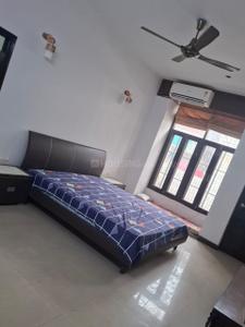 Bedroom Image of 5500 Sq.ft 6 BHK Independent House for rent in Sector 35 Noida for Rs. 150000