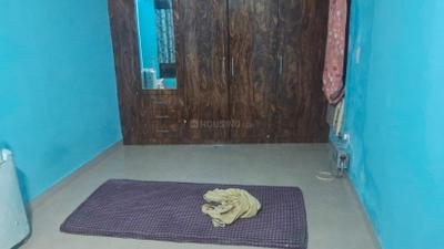 Bedroom Image of 1300 Sq.ft 1 RK Apartment / Flat for rent in Chandralok Lucknow for Rs. 10000