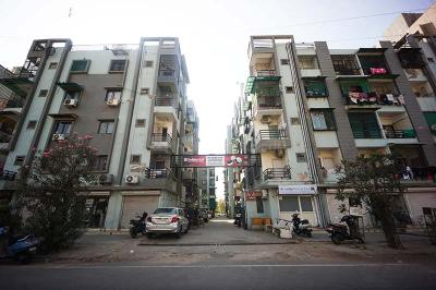 Image of 900 Sq.ft 2 BHK Apartment / Flat for sale in Arihant Plaza, New Ranip, Ahmedabad for Rs. 4500000