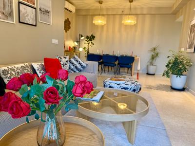 Living Room Image of 2301 Sq.ft 3.5 BHK Apartment / Flat for sale in DLF One Midtown, Karampura New Delhi for Rs. 64000000