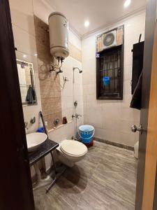 Bathroom Image of 900 Sq.ft 2 BHK Builder Floor for sale in Ashok Nagar New Delhi for Rs. 8500000