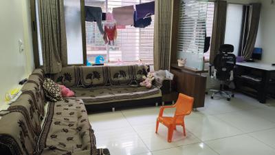 Living Room Image of 1395 Sq.ft 2 BHK Apartment / Flat for sale in Rajeshri Maruti Aamrakunj 1, Sargasan Gandhinagar for Rs. 6200000