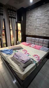 Bedroom Image of 1440 Sq.ft 3 BHK Builder Floor for sale in Rajouri Garden New Delhi for Rs. 19900000