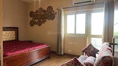 Bedroom Image of 950 Sq.ft 2 BHK Apartment / Flat for sale in Paras Seasons, Sector 168 Noida for Rs. 7500000