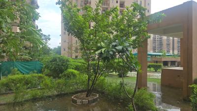 Image of 1968 Sq.ft 4 BHK Apartment / Flat for sale in Logix Blossom County, Sector 137, Noida for Rs. 27000000