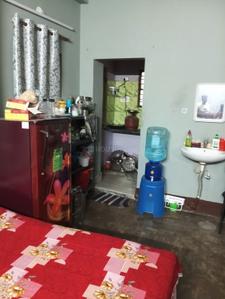Bedroom Image of 400 Sq.ft 1 BHK Apartment / Flat for rent in Beliaghata Kolkata for Rs. 16000
