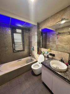 Bathroom Image of 1750 Sq.ft 3.5 BHK Apartment / Flat for sale in Vashi Navi Mumbai for Rs. 27500000