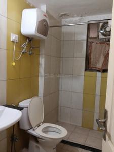 Bathroom Image of 1350 Sq.ft 3 BHK Apartment / Flat for sale in Ashiana Aangan, Milakpur Goojar Bhiwadi for Rs. 8500000
