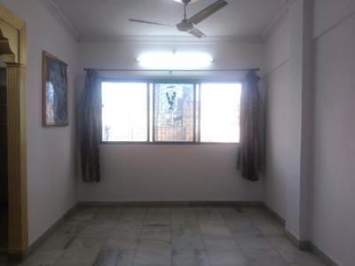 Living Room Image of 550 Sq.ft 1 BHK Apartment / Flat for rent in Kandivali West Mumbai for Rs. 32000