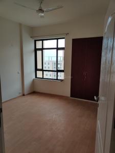 Bedroom Image of 1950 Sq.ft 3 BHK Apartment / Flat for sale in Unitech Heights, Chi III Greater Noida for Rs. 10800000