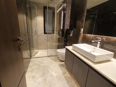 Image of 2700 Sq.ft 4 BHK Builder Floor for sale in Hauz Khas, New Delhi for Rs. 92500000