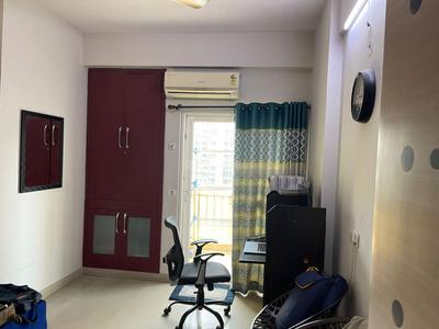 Hall Image of 1435 Sq.ft 3 BHK Apartment / Flat for sale in Mahagun Moderne, Sector 78 Noida for Rs. 21500000