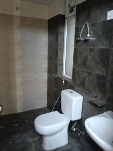 Bathroom Image of 1180 Sq.ft 3 BHK Apartment / Flat for sale in RPS Auria Residences, Sector 88 Faridabad for Rs. 16500000