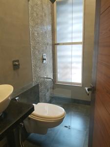 Common Bathroom Image of 1750 Sq.ft 3 BHK Apartment / Flat for sale in Regius, Kharghar Navi Mumbai for Rs. 28000000