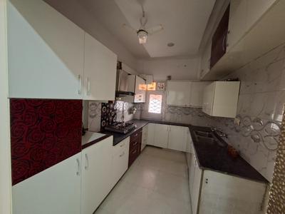 Kitchen Image of 1800 Sq.ft 3 BHK Builder Floor for rent in Tagore Garden Extension New Delhi for Rs. 75000
