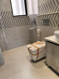 Common Bathroom Image of 4470 Sq.ft 4 BHK Apartment / Flat for sale in Pioneer Presidia, Sector 62 Gurgaon for Rs. 112500000
