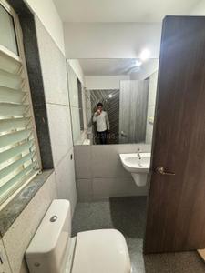 Image of 1470 Sq.ft 3 BHK Apartment / Flat for rent in Kumar Picasso, Hadapsar, Pune for Rs. 50000