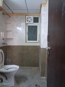 Common Bathroom Image of 950 Sq.ft 2 BHK Apartment / Flat for sale in Gardenia Golf City Phase 4, Sector 75 Noida for Rs. 7298700