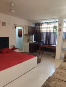 Bedroom Image of 450 Sq.ft 1 RK Builder Floor for rent in South Extension I New Delhi for Rs. 35000