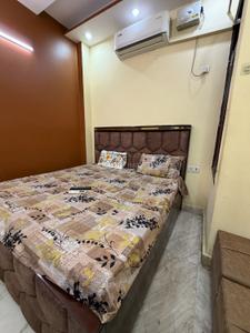 Bedroom Image of 350 Sq.ft 1 BHK Builder Floor for rent in Sector 7 Rohini New Delhi for Rs. 20000