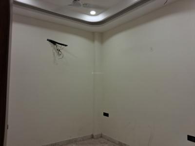 Bedroom Image of 1350 Sq.ft 3 BHK Builder Floor for sale in Paschim Vihar New Delhi for Rs. 26000000