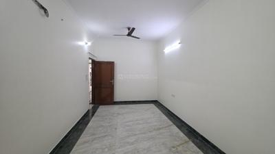 Bedroom Image of 1350 Sq.ft 3 BHK Builder Floor for rent in Pitampura New Delhi for Rs. 40000