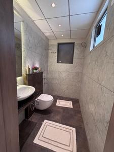 Bathroom Image of 2690 Sq.ft 3.5 BHK Apartment / Flat for sale in PR7 Airport Road Zirakpur for Rs. 21950000