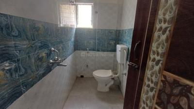 Bathroom Image of 810 Sq.ft 2 BHK Apartment / Flat for sale in Bally Khal Howrah for Rs. 2700000