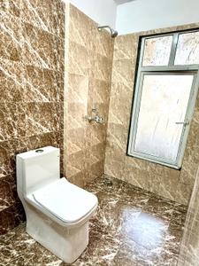 Bathroom Image of 770 Sq.ft 1.5 BHK Apartment / Flat for sale in Prateek Grand City, Siddharth Vihar Ghaziabad for Rs. 7500000
