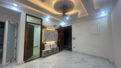 Living Room Image of 1200 Sq.ft 3 BHK Apartment / Flat for sale in Sector 49 Noida for Rs. 5800000