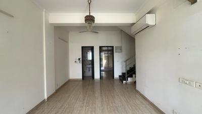 Living Room Image of 1690 Sq.ft 3.5 BHK Villa for sale in Amrapali Dream Valley, Noida Extension Greater Noida for Rs. 20000000