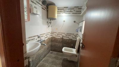 Bathroom Image of 300 Sq.ft 1 RK Builder Floor for rent in HSR Layout Bengaluru for Rs. 20000
