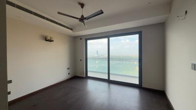 Bedroom Image of 3500 Sq.ft 3 BHK Apartment / Flat for rent in Supertech Supernova, Sector 94 Noida for Rs. 130000