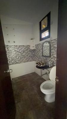 Image of 2800 Sq.ft 3 BHK Builder Floor for rent in Uppal Southend, Sector 49, Gurgaon for Rs. 55000