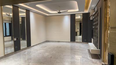 Living Room Image of 4000 Sq.ft 4 BHK Builder Floor for rent in DLF Phase 2, DLF Phase 2 Gurgaon for Rs. 200000
