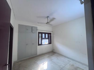 Bedroom Image of 1300 Sq.ft 3 BHK Apartment / Flat for rent in Bhagyawan Apartments, Mayur Vihar Phase 1 New Delhi for Rs. 50000