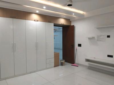 Bedroom Image of 3200 Sq.ft 5 BHK Builder Floor for sale in Rajendra Nagar Ghaziabad for Rs. 28000000
