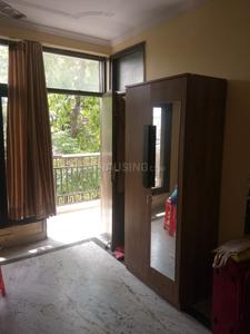 Bedroom Image of 700 Sq.ft 1 BHK Builder Floor for rent in Chittaranjan Park New Delhi for Rs. 35000
