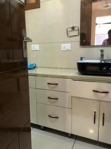 Bathroom Image of 2250 Sq.ft 4 BHK Builder Floor for sale in Paschim Vihar New Delhi for Rs. 47500000