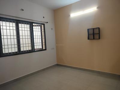 Bedroom Image of 1300 Sq.ft 3 BHK Builder Floor for rent in Thiruvanmiyur Chennai for Rs. 32000