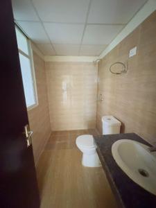 Image of 1650 Sq.ft 3 BHK Apartment / Flat for sale in Amrapali Crystal Homes Phase 1, Sector 76, Noida for Rs. 23500000