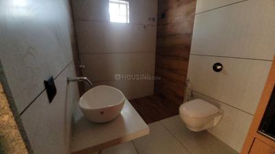 Bathroom Image of 2000 Sq.ft 4 BHK Villa for rent in Harni Vadodara for Rs. 25000