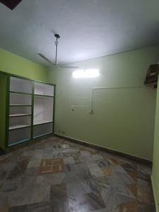 Bedroom Image of 1000 Sq.ft 3 BHK Builder Floor for rent in George Town Allahabad for Rs. 25000